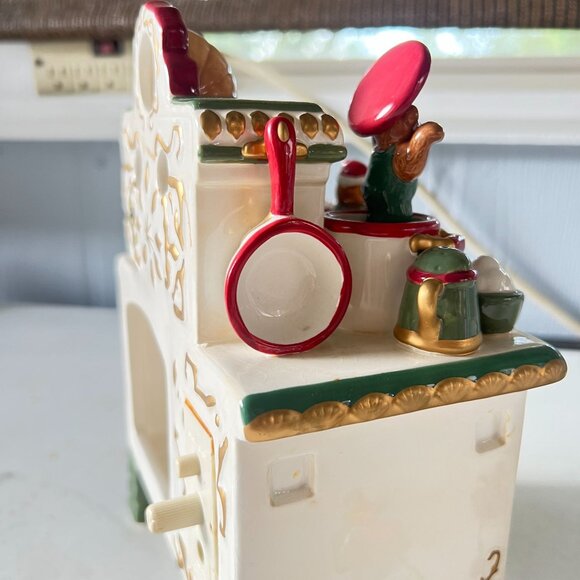 Ceramic Teddy & Friends Stove Wax Melt Diffuser Original Package Kitchen Kitsch - Picture 4 of 8